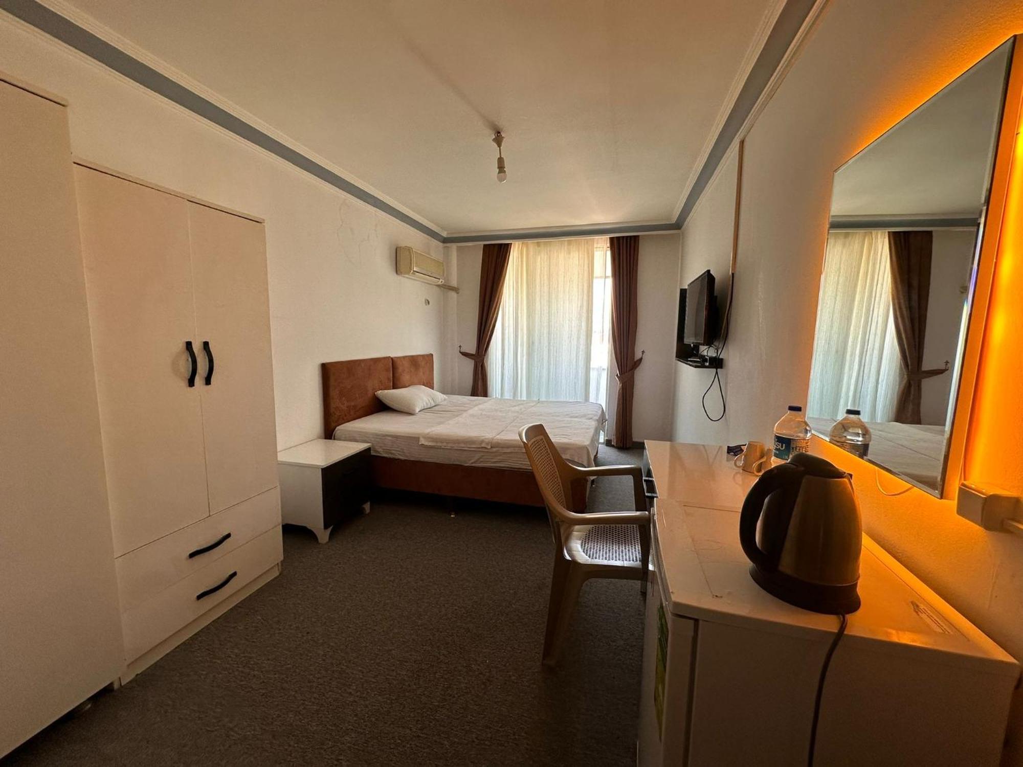 Ezel Group Hotel Antalya Exterior photo